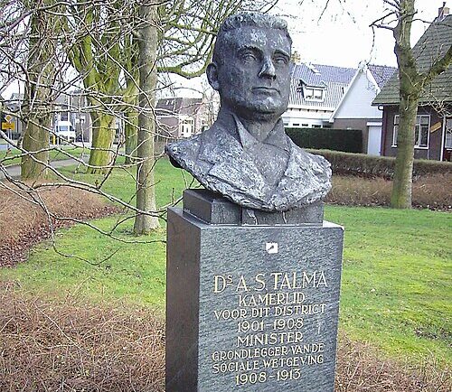 De eerste pogingen tot ziekenfondswetgeving 1900-1912: Politiek en artsen werkten samen